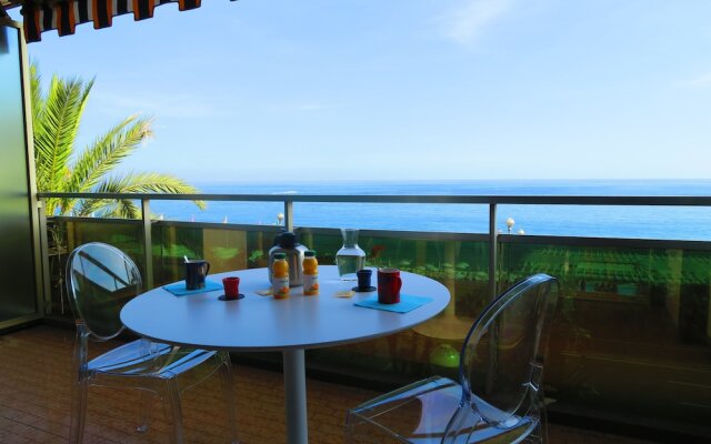 Royal Luxembourg Terrasse by Nestor&Jeeves