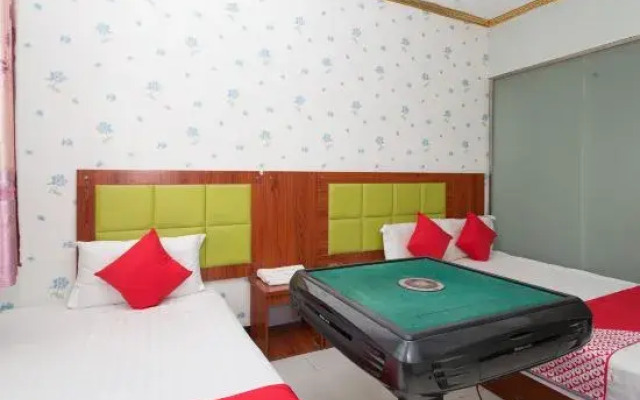 Tianxing Business Hotel (Kunming Luosiwan Store)