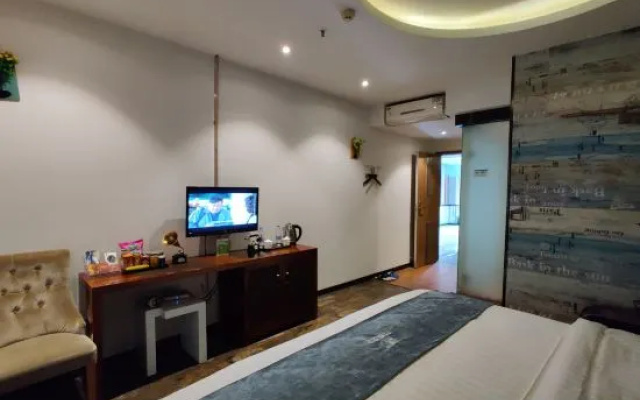 Fanke Hotel (Zunyi Nanbai Modern Plaza)