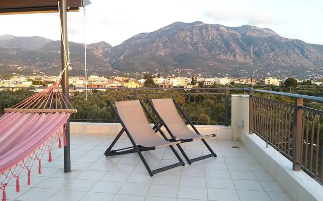 New independent loft, 360⁰ view, 5' beach/center