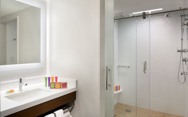 LUMA Hotel Times Square