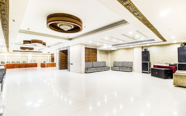 FabHotel Le Monarque Piccadily Chowk