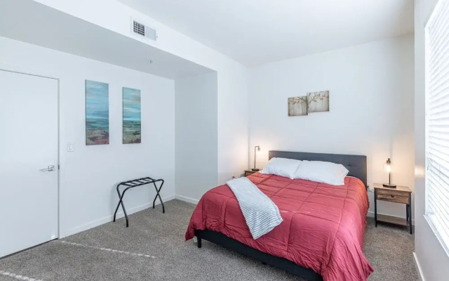 Modern 2br Apartment On Gordon St Hollywood 2 Bedroom Apts by RedAwning