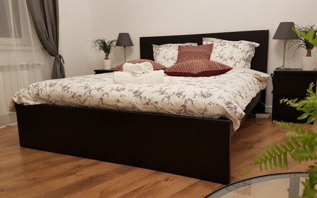 WS Old Town Apartments