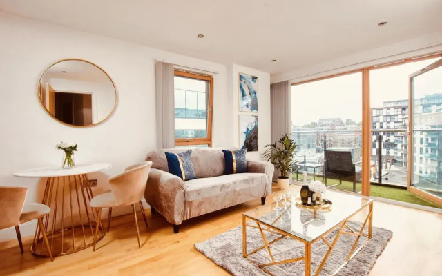 Deluxe City Centre Apt Balcony View Free Parking