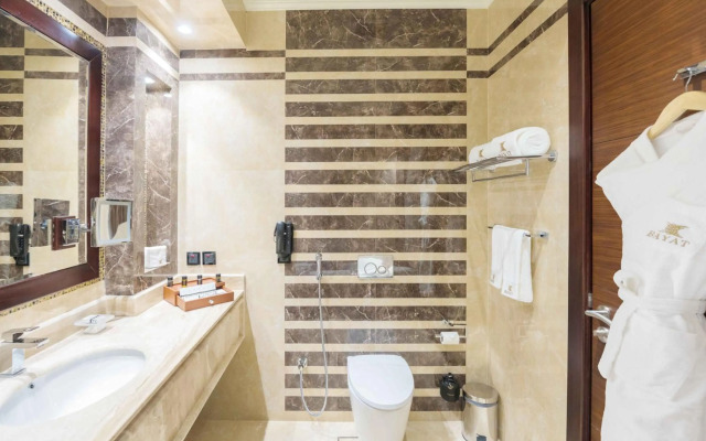 Bayat Hotels Company