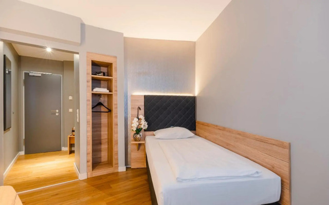 PLAZA INN Rieker Stuttgart Hauptbahnhof