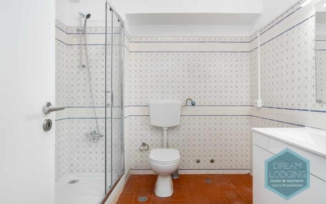 Artens 407 - Dream Lodging