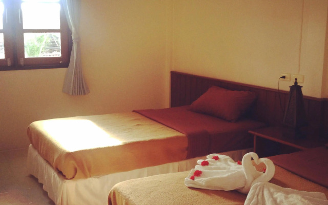Khaolak Inn