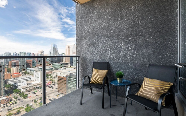 GLOBALSTAY. Modern Downtown Condos. Free parking