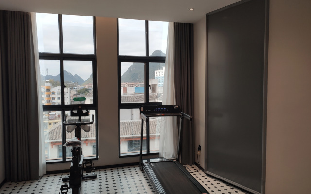 City Comfort Premier Hotel (Luocheng Chengzhong Building)