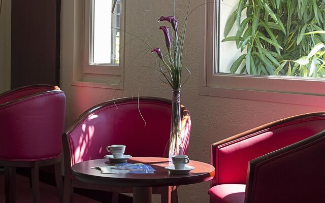 Kyriad Bordeaux- Lormont