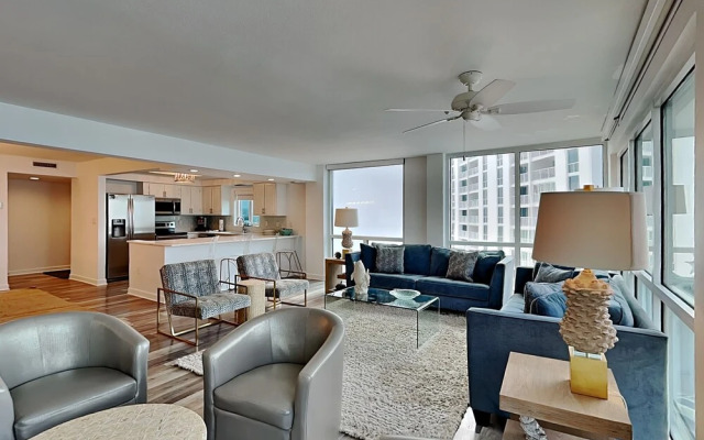 Shoreline Towers by Southern Vacation Rentals