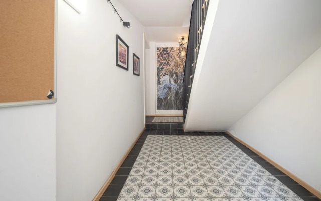 Cozy Studio in Łódź by Renters