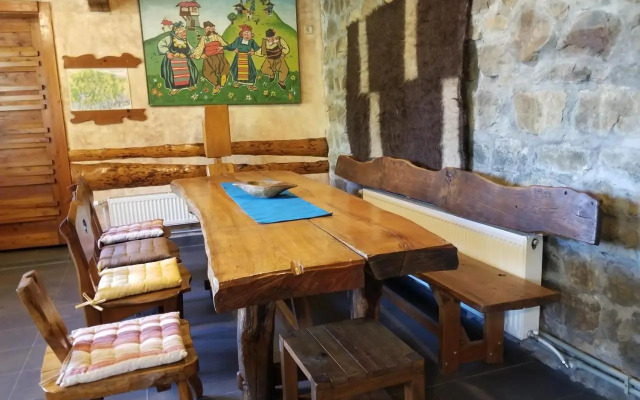 Kandaphery Guest Houses