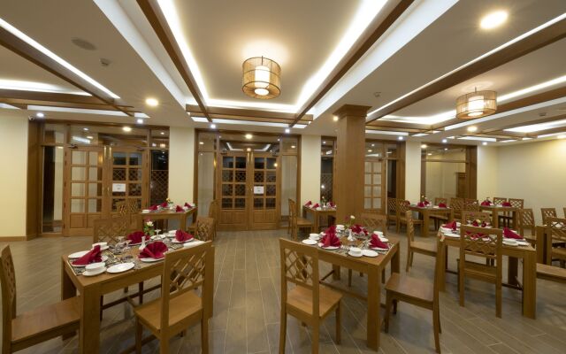 Bagan Sense Hotel