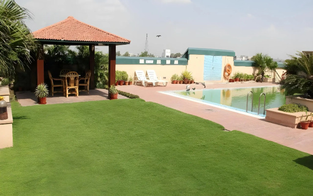 Savoy Suites Noida