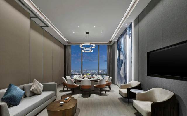 Hilton Zhuji