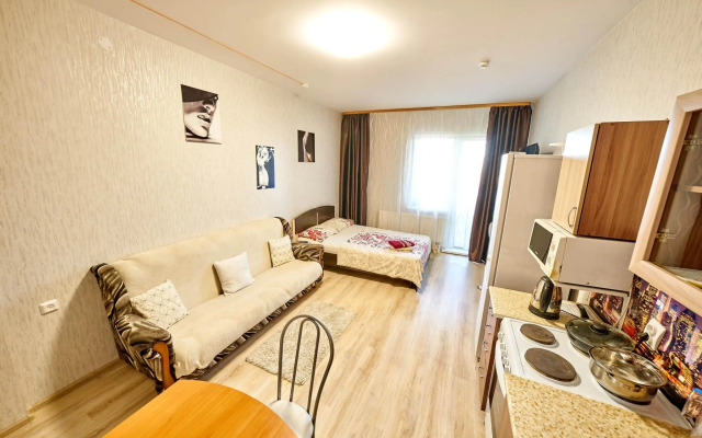 Apartments on Revolution Street, 48a