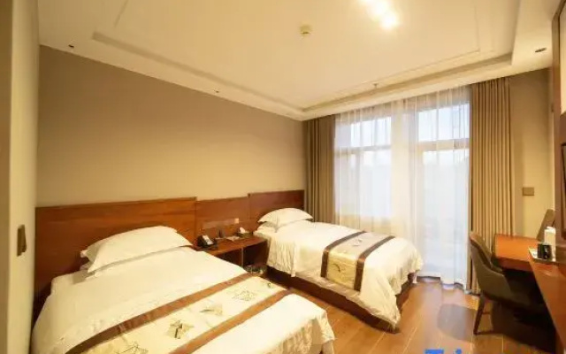 peninsula holiday inn
