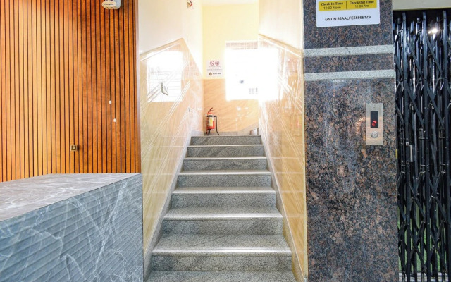Fabhotel Elite Inn
