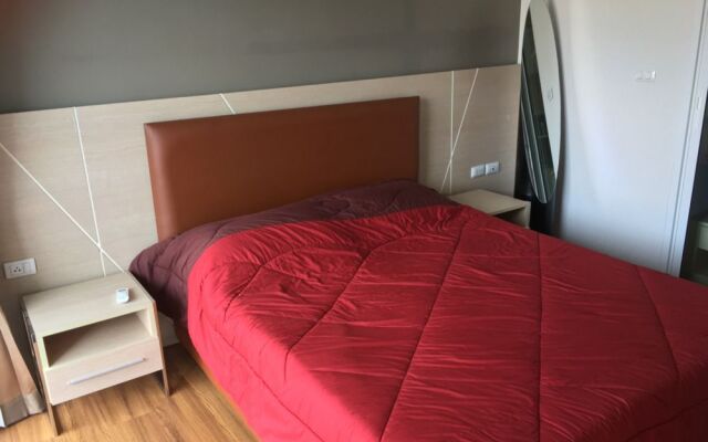 The Winner Condo - 703 by Axiom