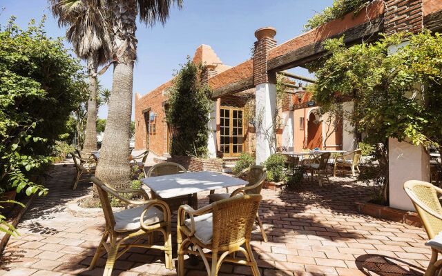 Hotel Madreselva