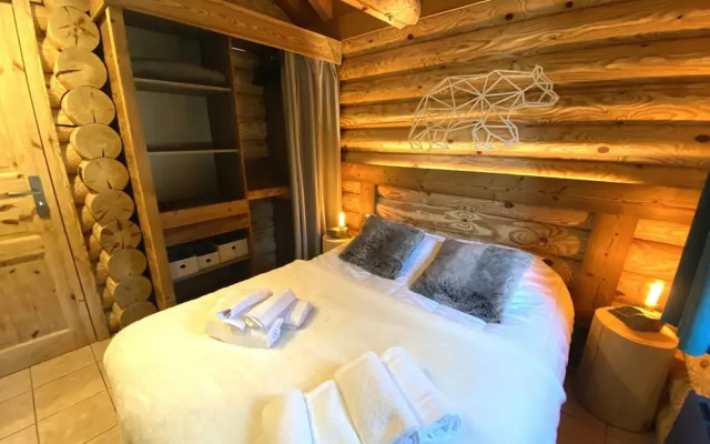 L'ours Blanc Chalet en Rondins