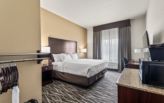 Cobblestone Hotel & Suites - Foley