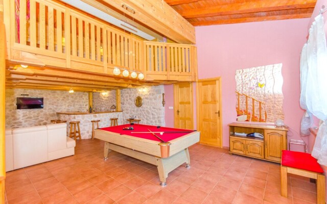 House Srecko