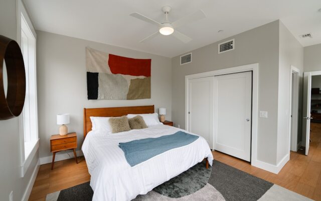 Western 1924 Luxury Lofts