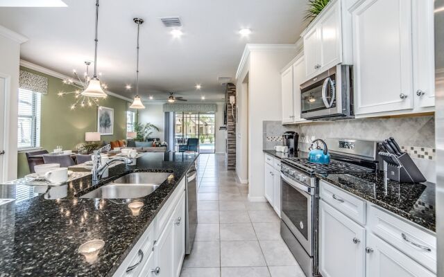 Villa! Private Pool & Game Room! Near Disney