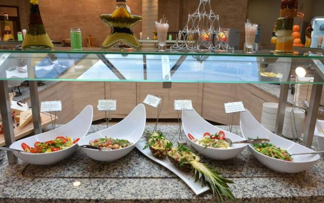 Royal Grand Hotel and Spa - All Inclusive