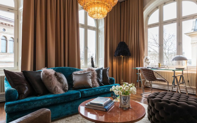 Lydmar Hotel