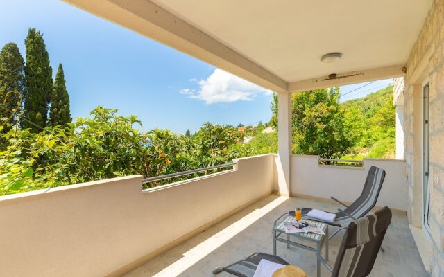 Summer Chill Apartment