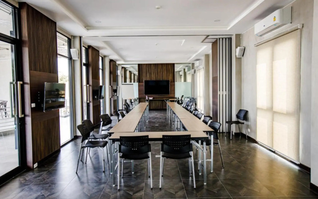 Le Lert Hotel Ratchaburi