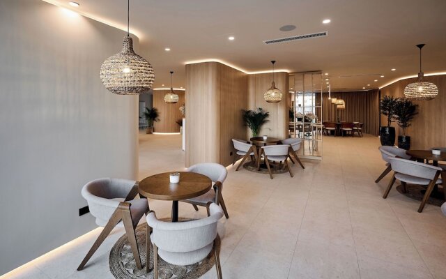 Alezzi Infinity Resort & Spa