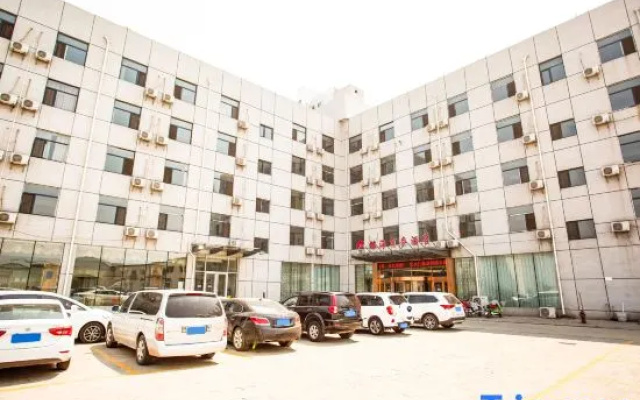 Yinhai Business Hotel
