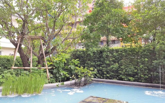 Sukhumvit In The Park BTS PhromPhong