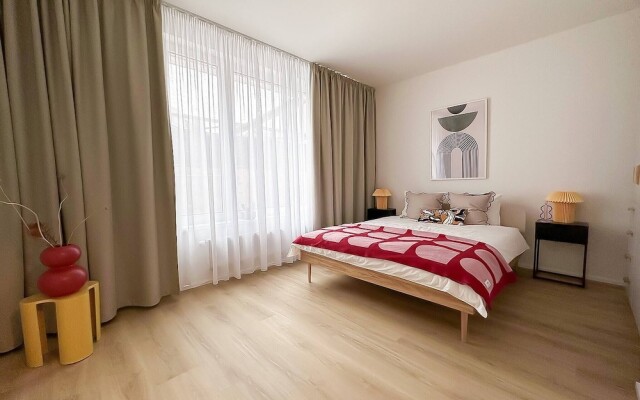 "new 3kk Apts: Holešovice Heart"