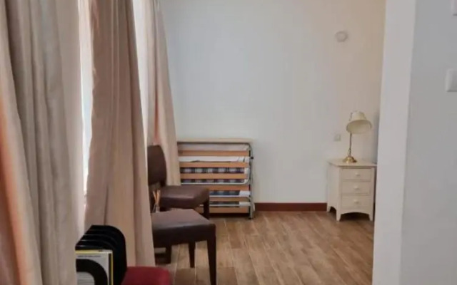 Vintage Chic Apartment