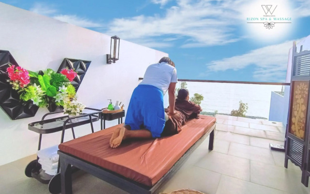 Worita Cove Hotel