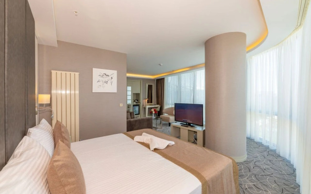 The Conforium Hotel Van