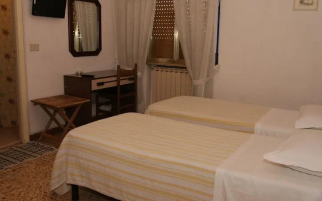 Hotel & Appartamenti Stazione