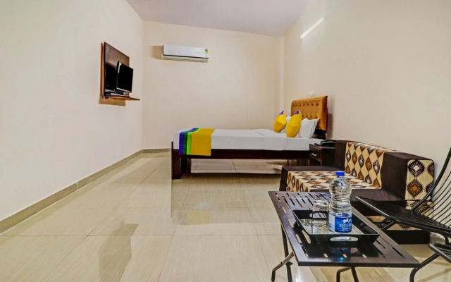 Itsy By Treebo - Divine Inn