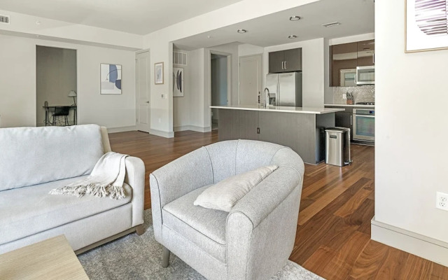 The Hayworth Apartments By Barsala