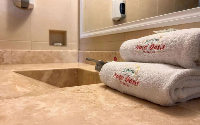 Hotel Oasis