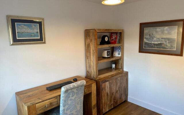 Stunning 4BD Family Getaway Westbury Wiltshire