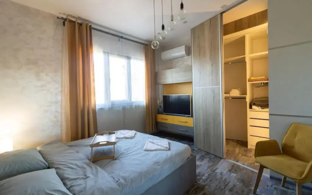Unique Central 1 Bedroom Flat