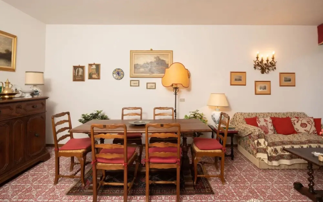 Imperiale Apartment by Mmega